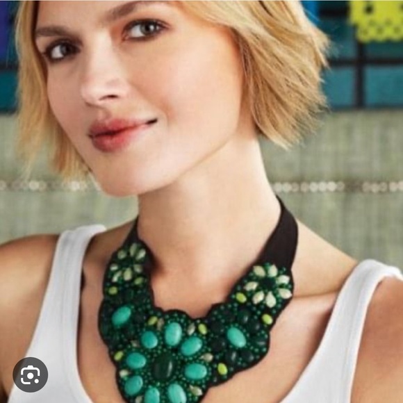 Cortez Bib Necklace by Stella & Dot - Picture 2 of 3